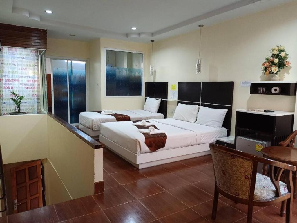 V.Hotel & Resort Hatjaj Kültér fotó