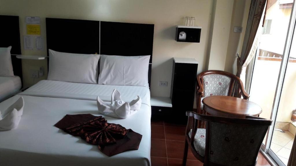 V.Hotel & Resort Hatjaj Kültér fotó